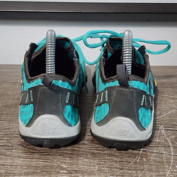 New Balance Minimus 10v1 Women's Barefoot Trail Running Shoes Size 7.5 Teal - Picture 4 of 9